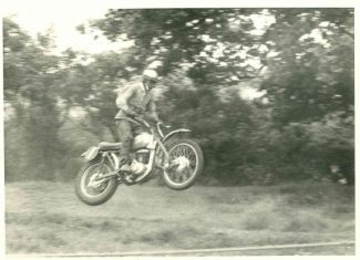 Dave Bickers at Hadleigh Track | Harry Emery