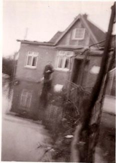 Dad - Sid Bones in back garden of Glenroy