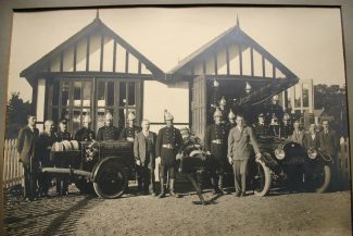 South Benfleet Volunteer Fire Brigade members outside the station - September 1926 | Castle Point Council