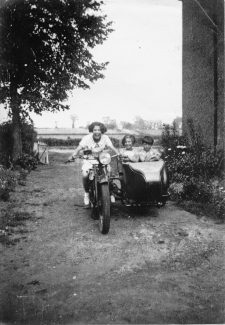 Dads Royal Enfield, North Benfleet 1936 | Peter Watts