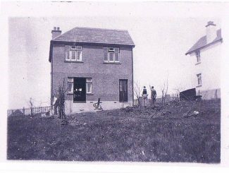 Rear view of Joandi before the verandah was added.  Note the space between the neighbour's property | Anonymous