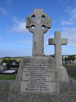 Grave of Anthony Desmond Joseph Lovell.  RAF | Copyright. The War Graves Photographic Project.