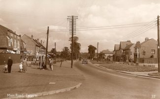 Tarpots Hall can be seen on the left | R.F. Postcards